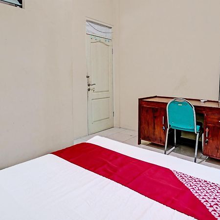 Hotel Oyo 91572 Kost Esklusif Barokah Pasuruan Zewnętrze zdjęcie