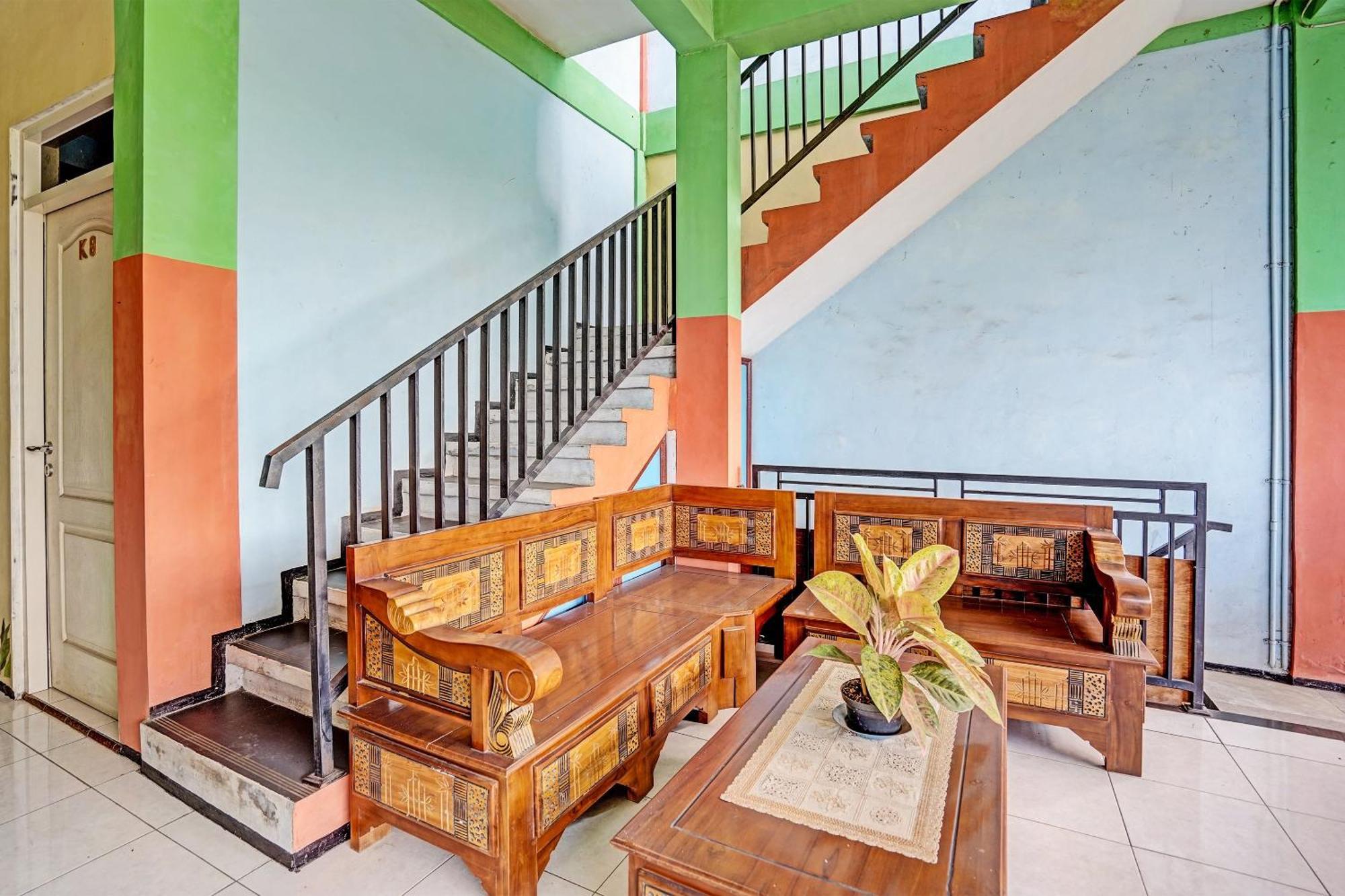 Hotel Oyo 91572 Kost Esklusif Barokah Pasuruan Zewnętrze zdjęcie