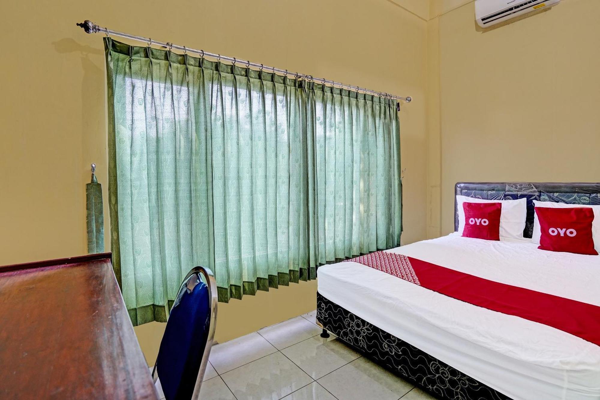 Hotel Oyo 91572 Kost Esklusif Barokah Pasuruan Zewnętrze zdjęcie